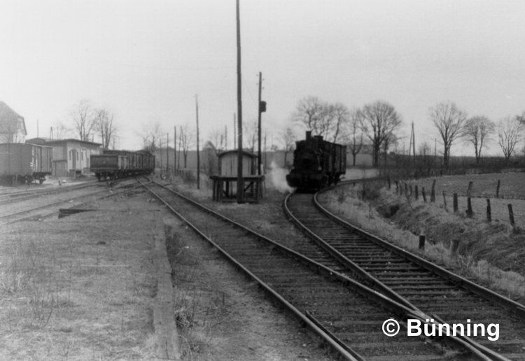 BGE Dampflok in Bhf Glinde