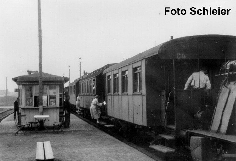 Lok Nr. 8 im Bhf Billbrook 1951