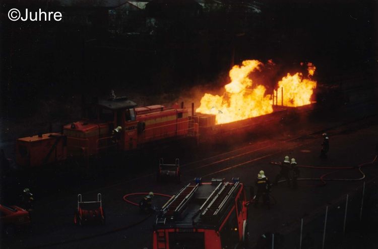 Filmaufnahmen zu 'Die Feuerengel' im Bhf Billstedt
