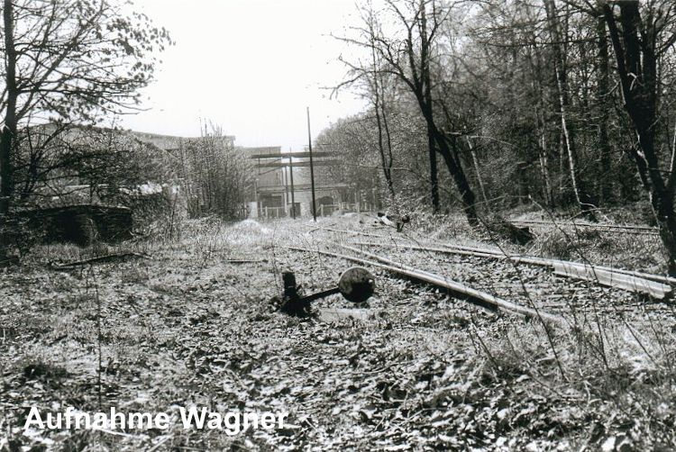 Blick auf Kranbahn 1 und Gebäude 13 Gesenkschmiede 1998