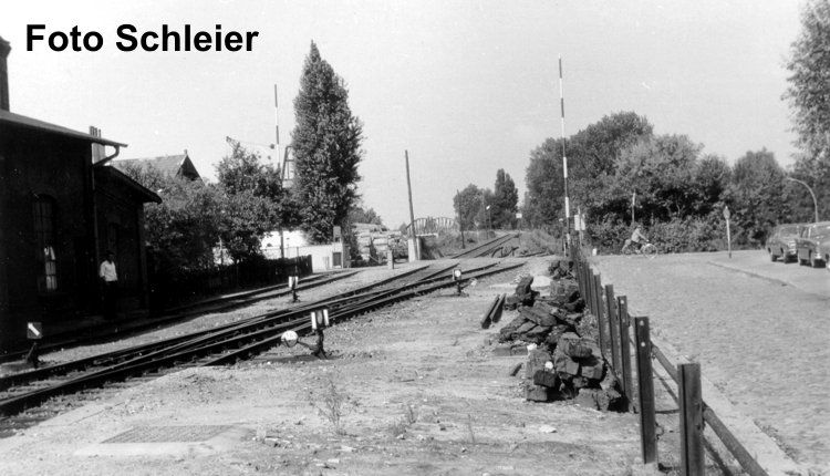 Billstedt beschrankter Bahnübergang