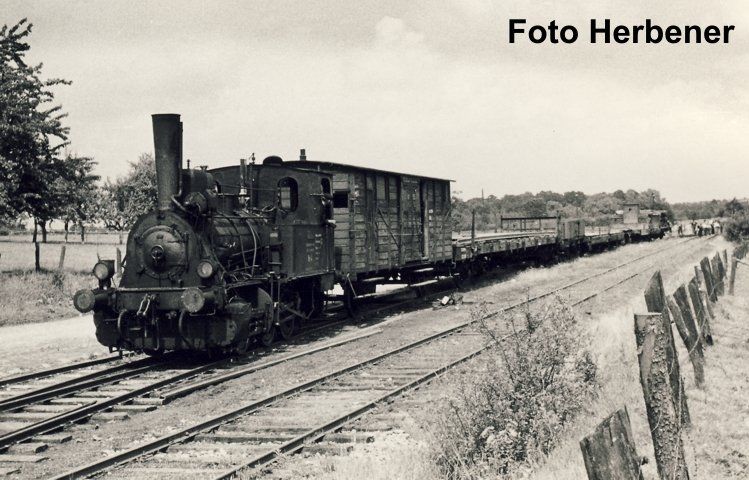 Bhf Stellau mit Abbruchzug