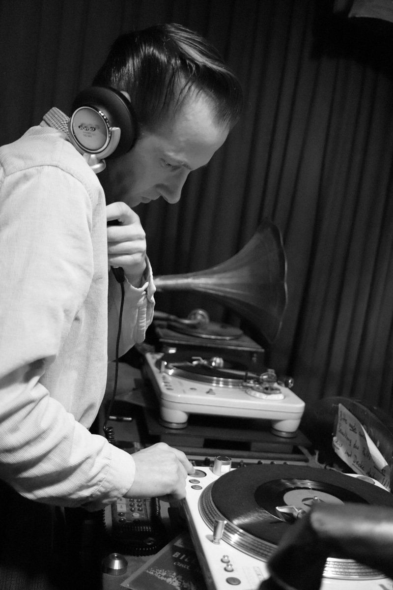 Mathias Arnold, alias DJ Bopcat, ist beim Auflegen immer hochkonzentriert.