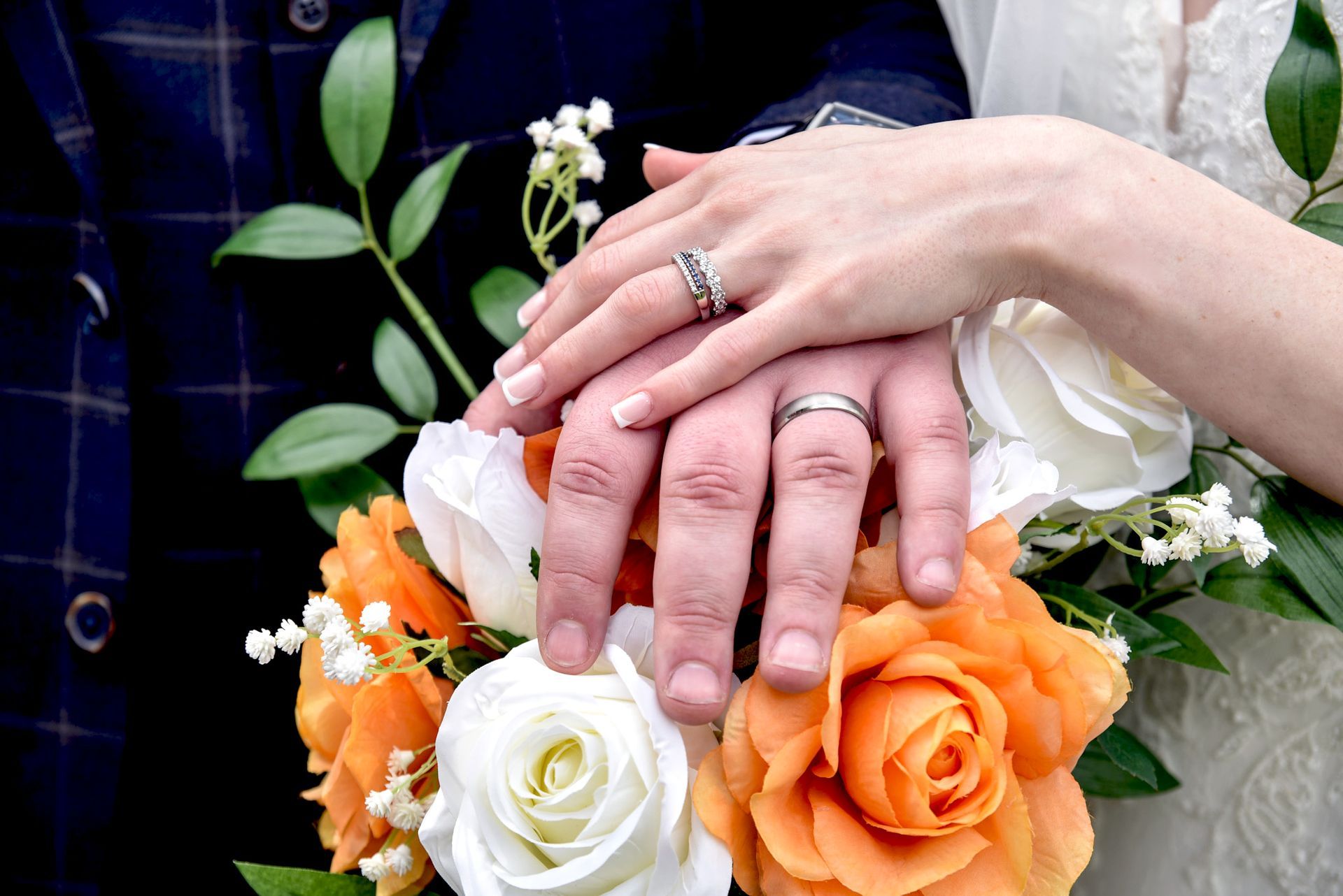 Wedding Rings & Bouquet
