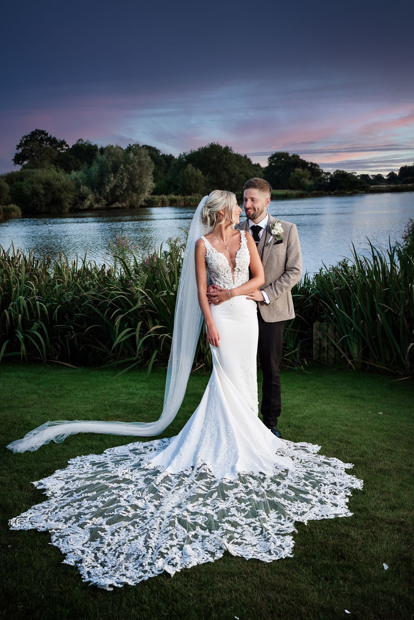 Sandhole Oak Barn Wedding