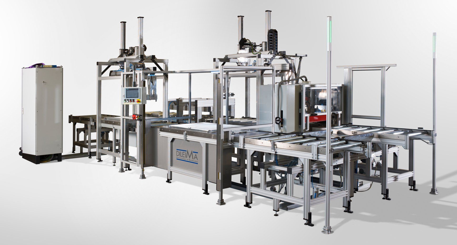 DILEIMA Maschinenbau Anlage mit Schaltschrank