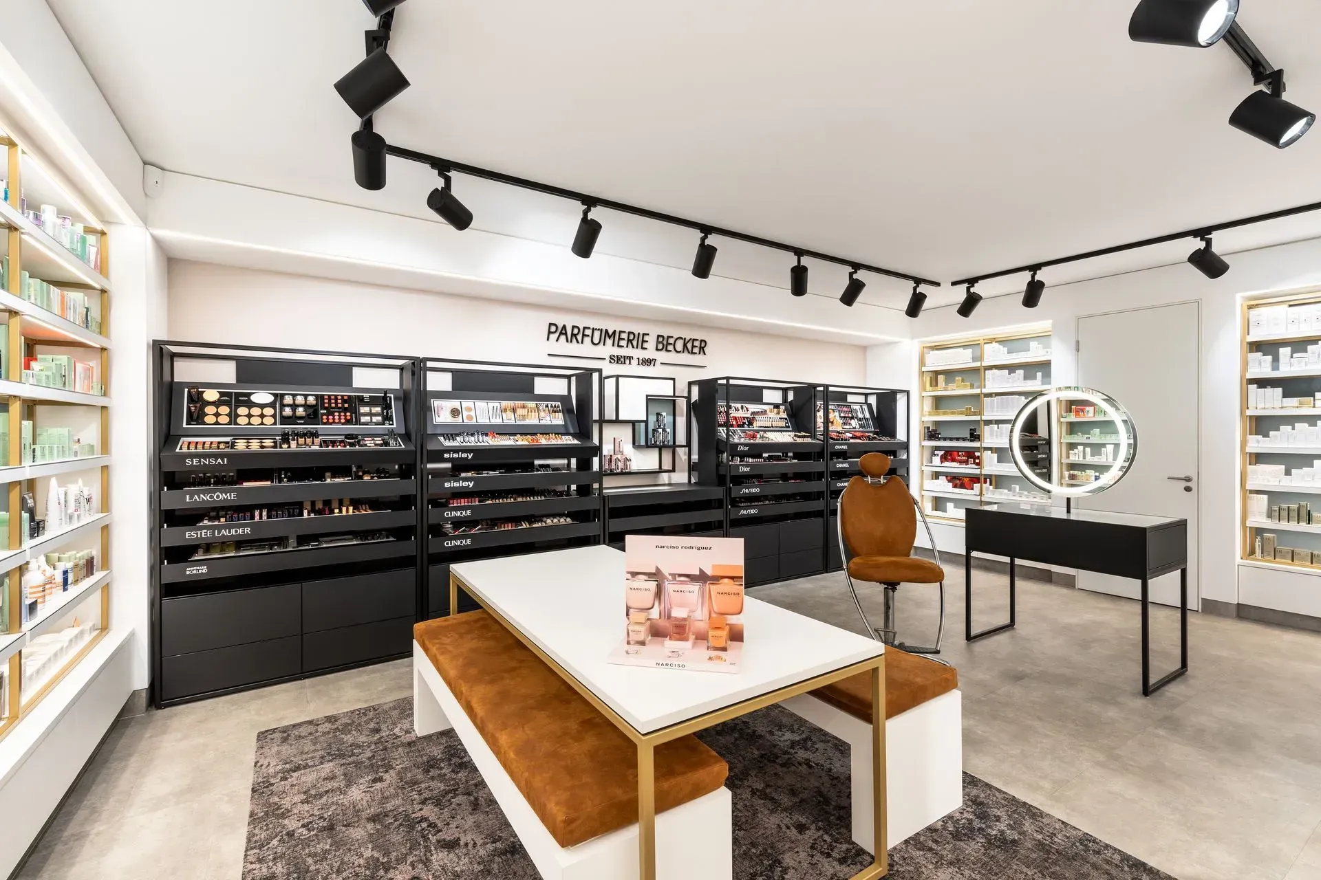 Beratungsbereich Parfümerie
