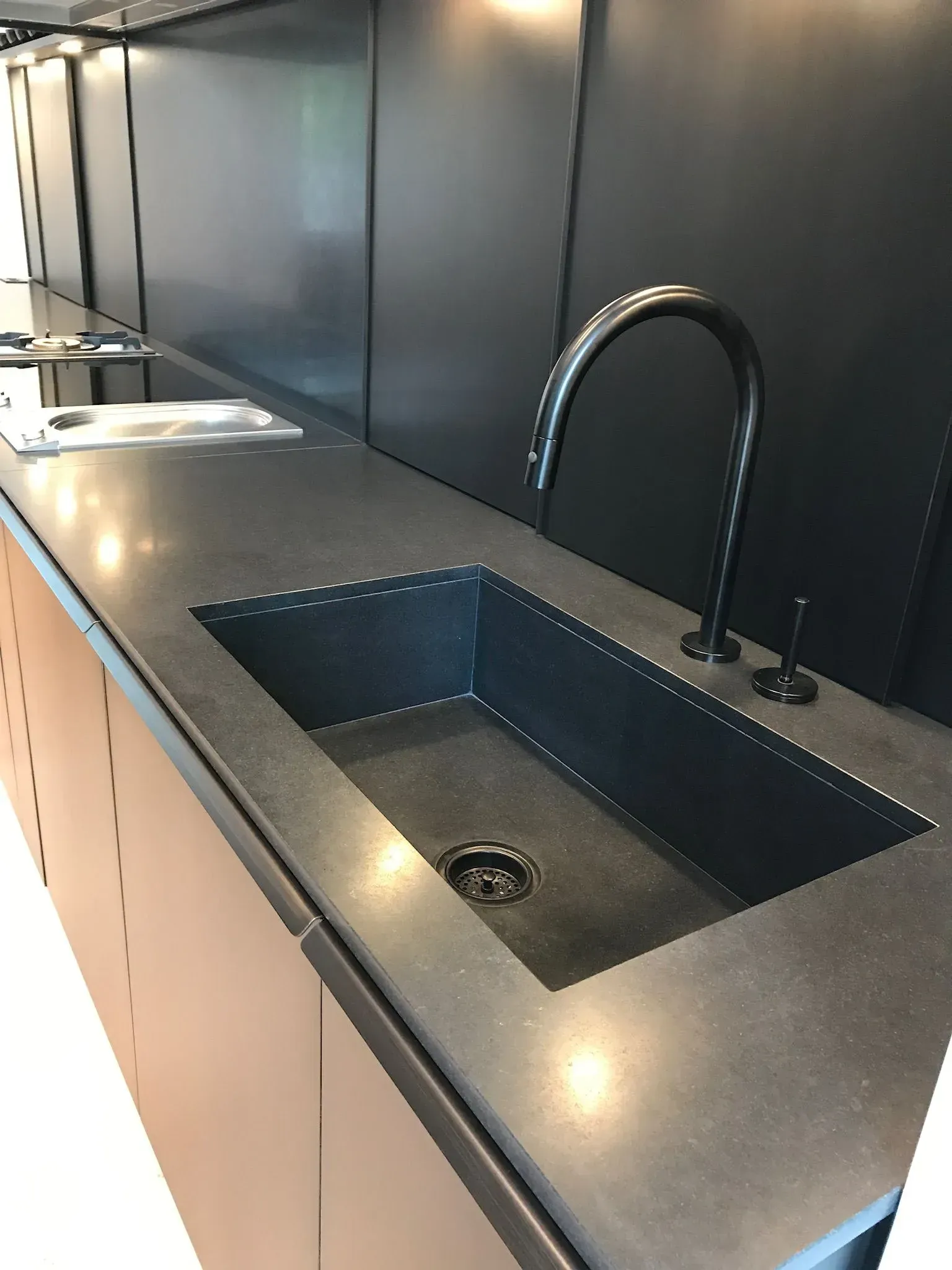 Küchenzeile, Spüle