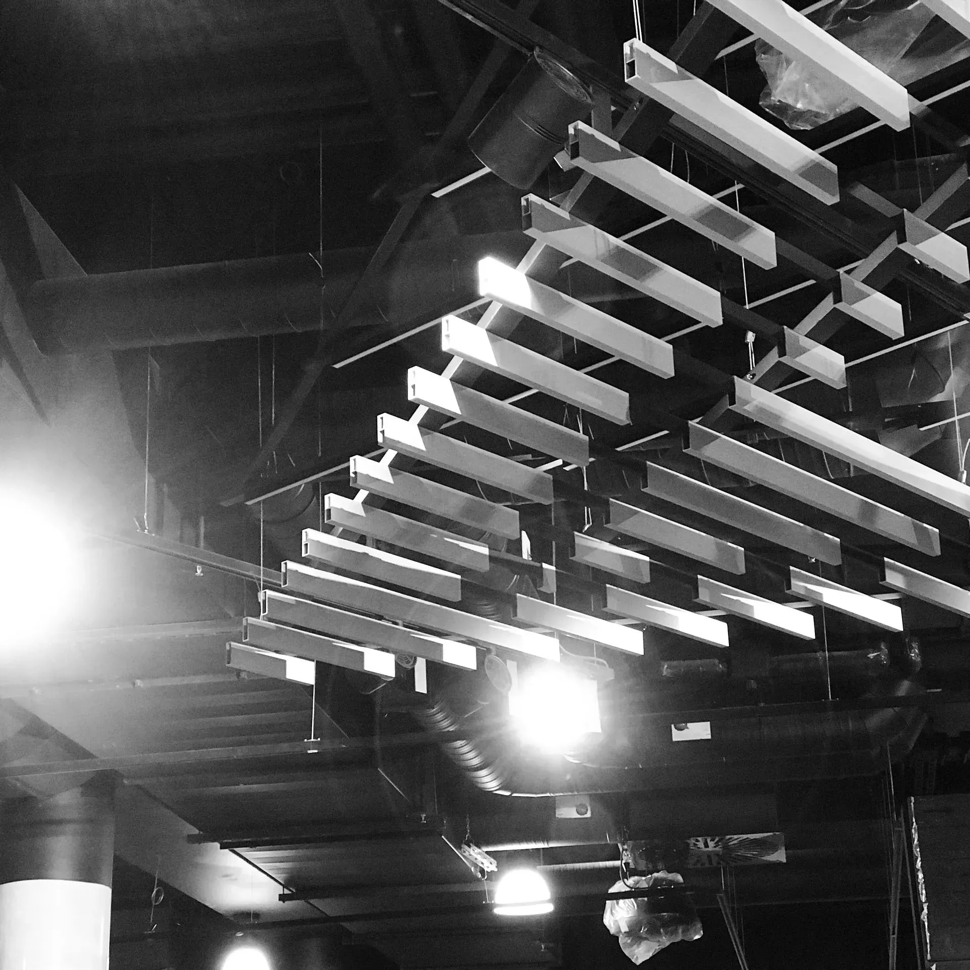 Leuchtelemente schwarz-weiß Foto