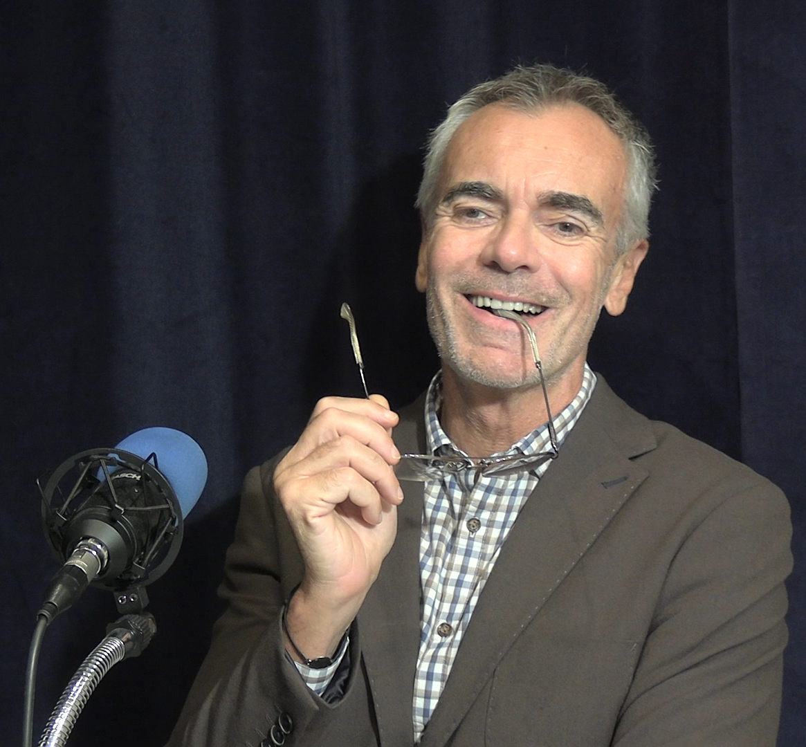 Cliquez pour en savoir plus sur votre coach en prise de parole COACH PRISE DE PAROLE EN PUBLIC MEDIA TRAINER PARIS MONTPELLIER