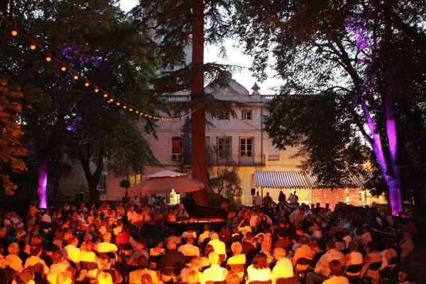 Partenariat Festival à Lunel-Viel Piano sous les arbres et La Boite aux Images