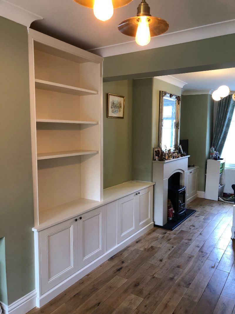 GCF Carpentry - Bespoke  Bookcase Media Units