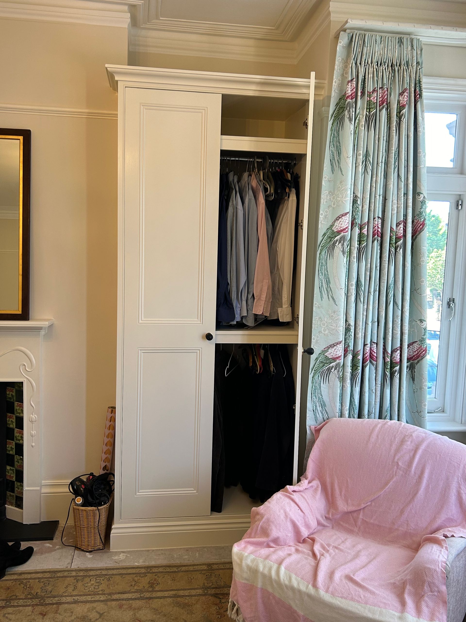 GCF Carpentry - Bespoke  Wardrobes