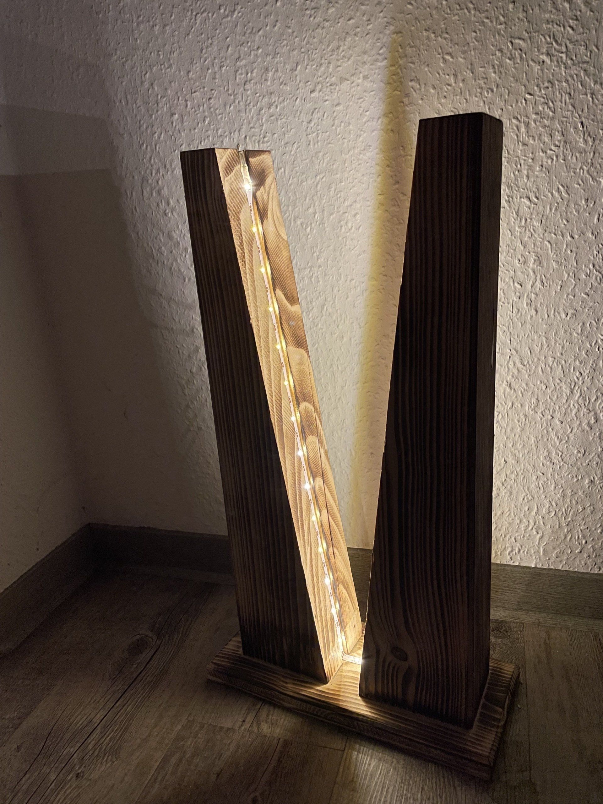 Ruhrholz-Puhl, Möbel, BBQ, Bar, Holz, Holzkunst, Holzdeko, Holzschild, Waltrop, Lampe