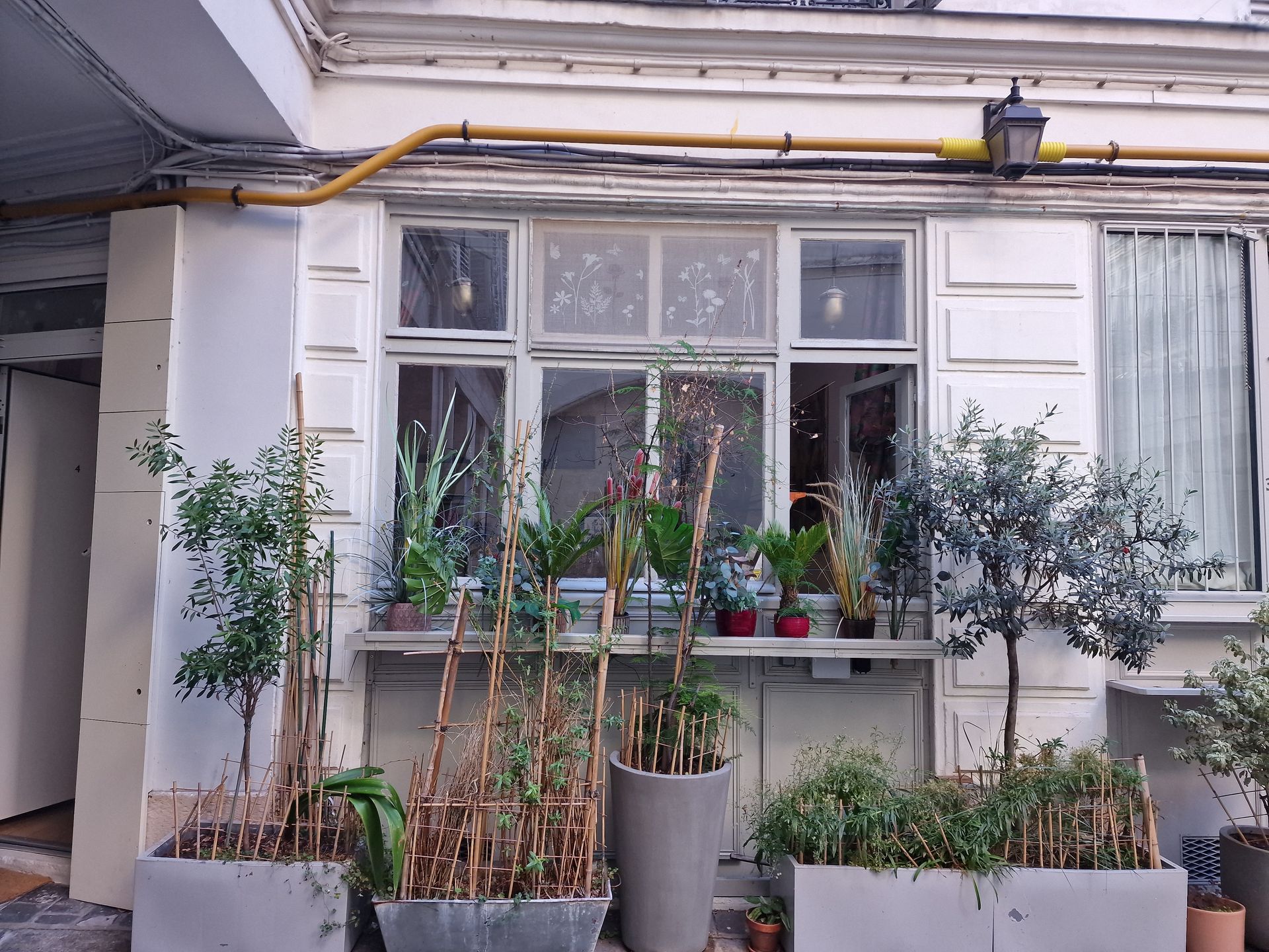 porte avec moulure avant