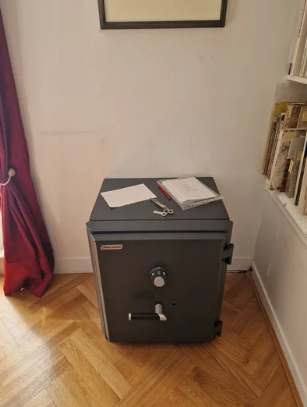 porte avec moulure avan