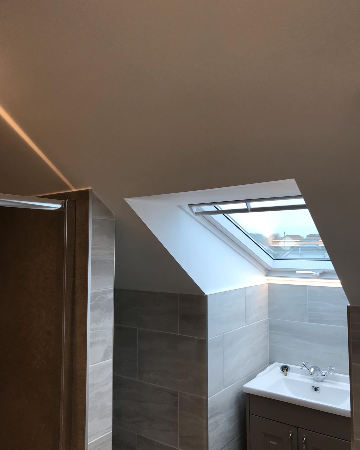 Ceiling painting by our team of experts