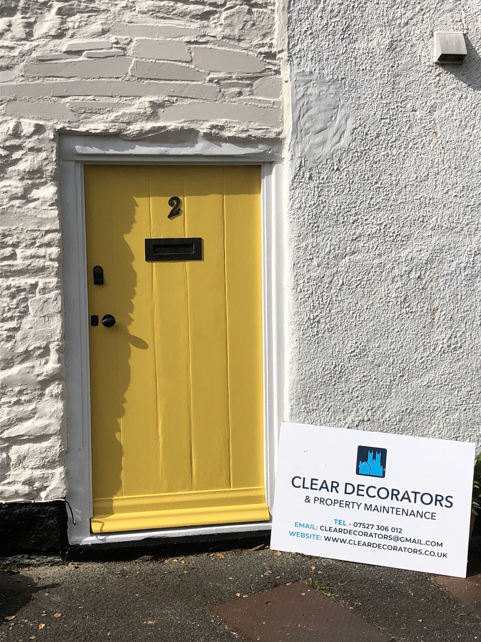 Domestic painting and decorating services in Totnes