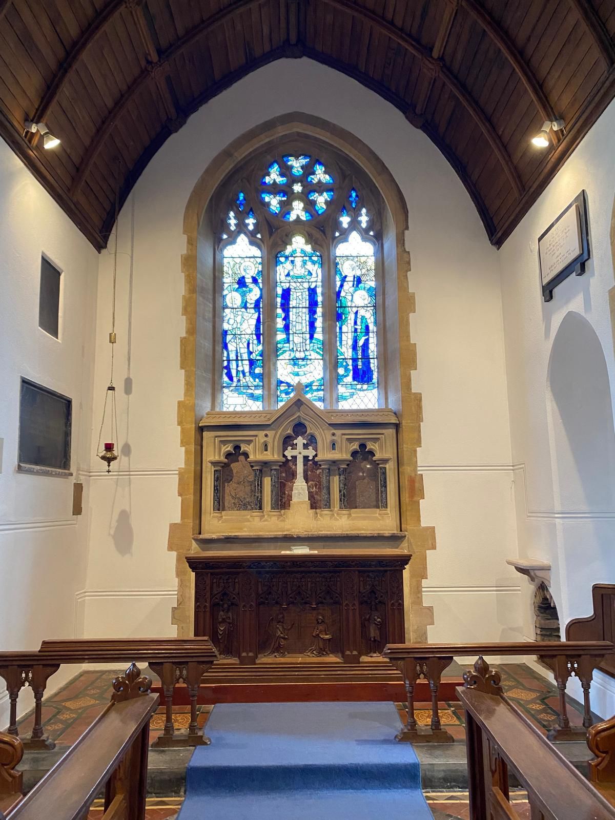 Painter and decorator in Totnes transforming home interior