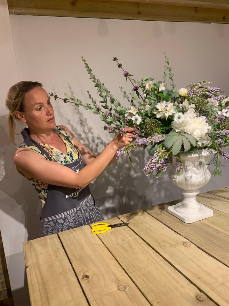 Cambridge Flower school
Botanical Workshops Cambridge
Cambridge Floristry Workshops
Sustainable Flower Workshops