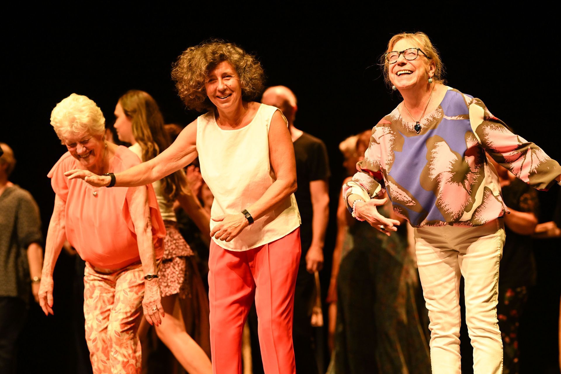 Saisoneröffnung am Musiktheater im Revier und Beatrix Zschech auf der Bühne mit dem Ensemble mit dabei
