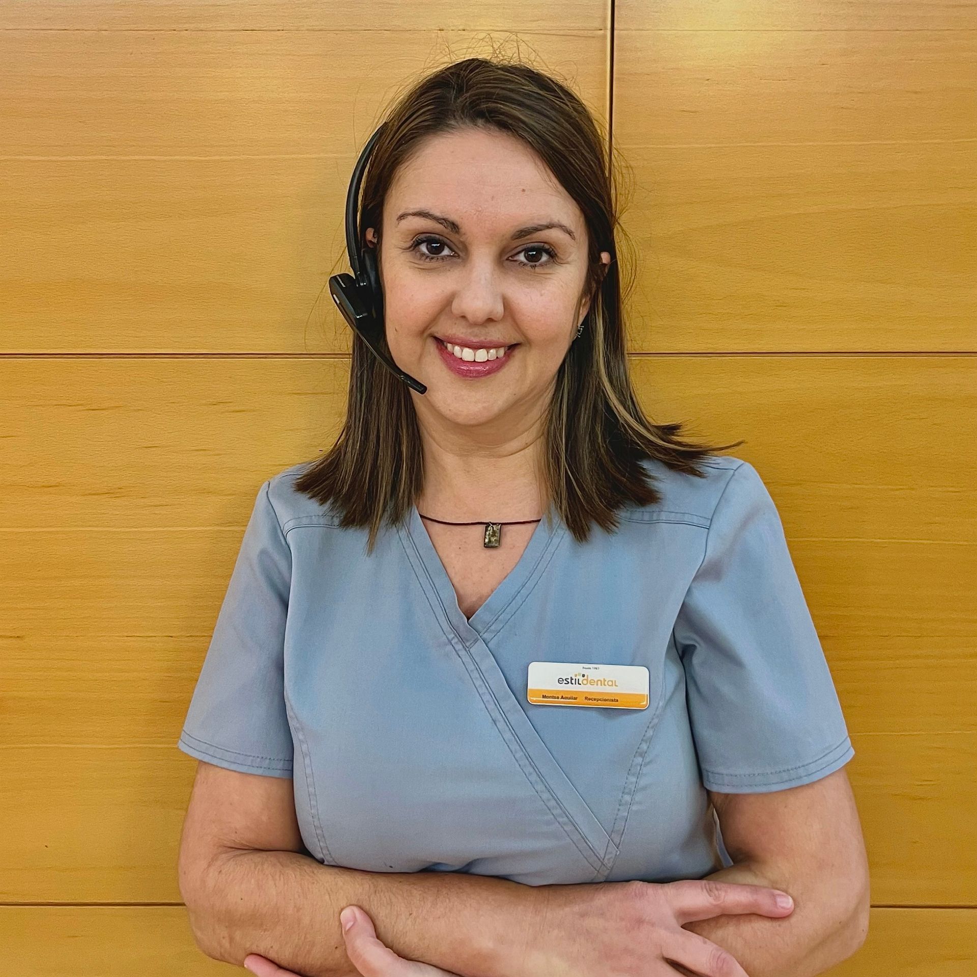 Montse Aguilar se encarga de la dirección administrativa y recepción de la clinica Estildental.