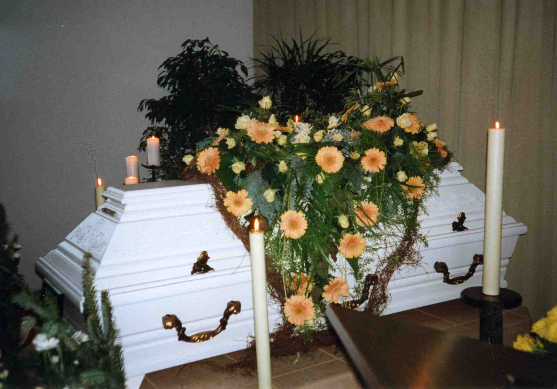 Floristik in Seelow -Sprockhoff - Trauer - Sargschmuck