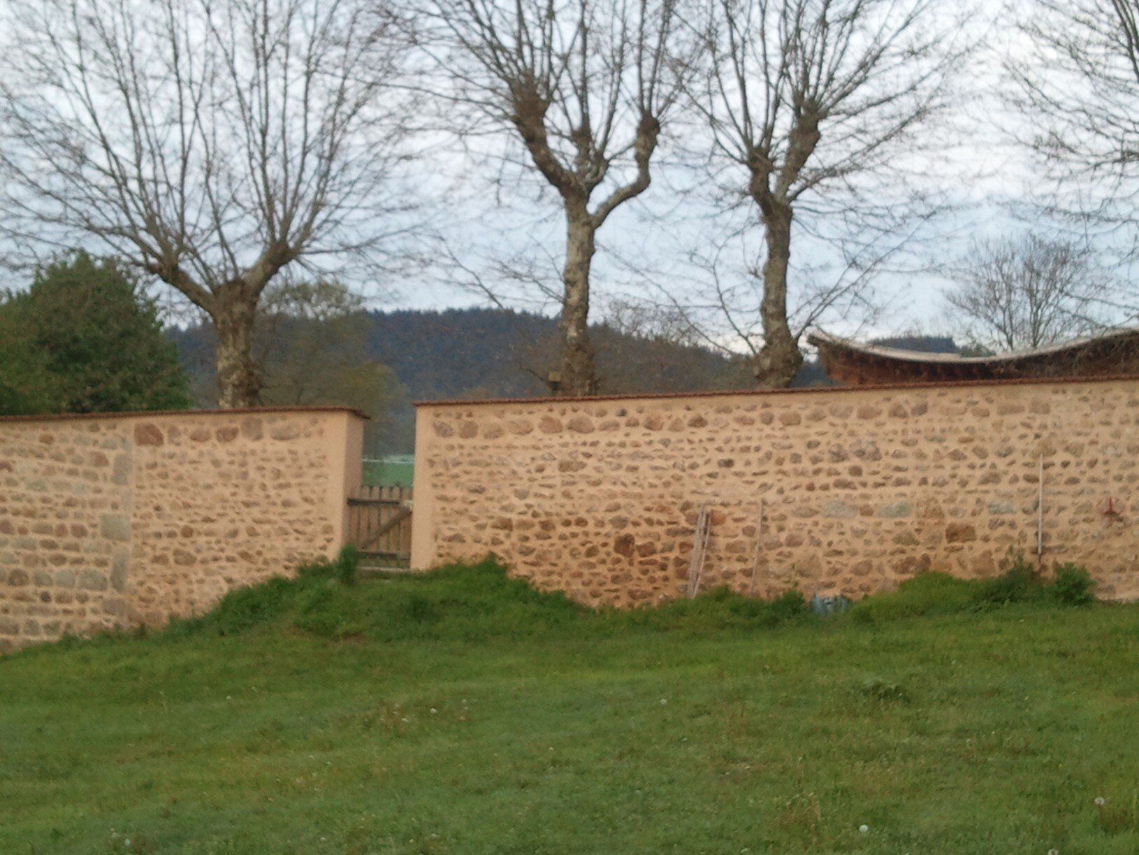 parement de mur de clôture par jacquet maçonnerie