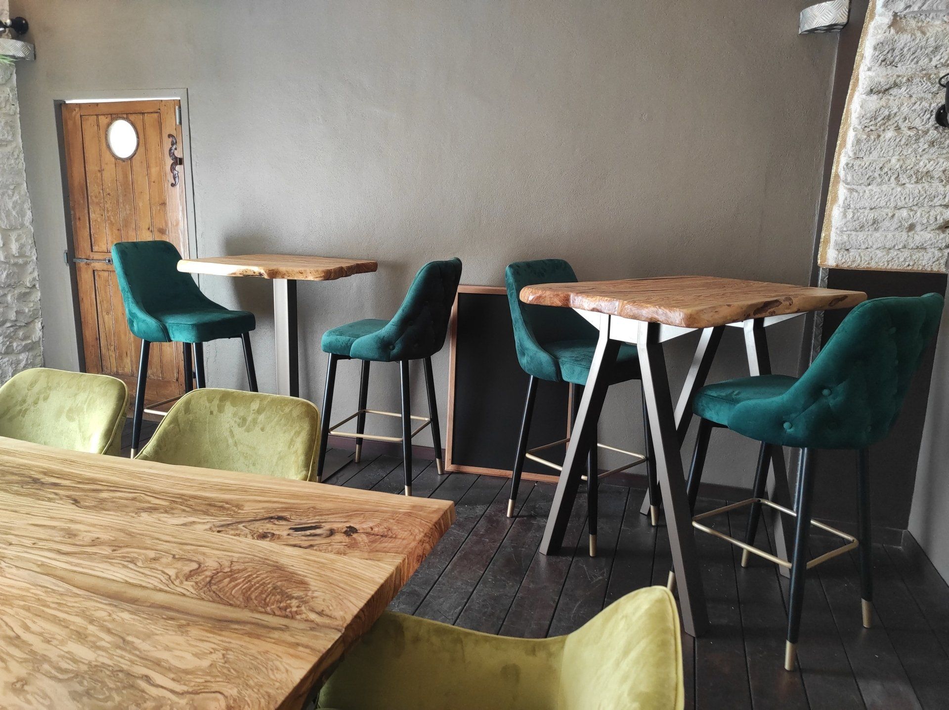 Table bois olivier massif