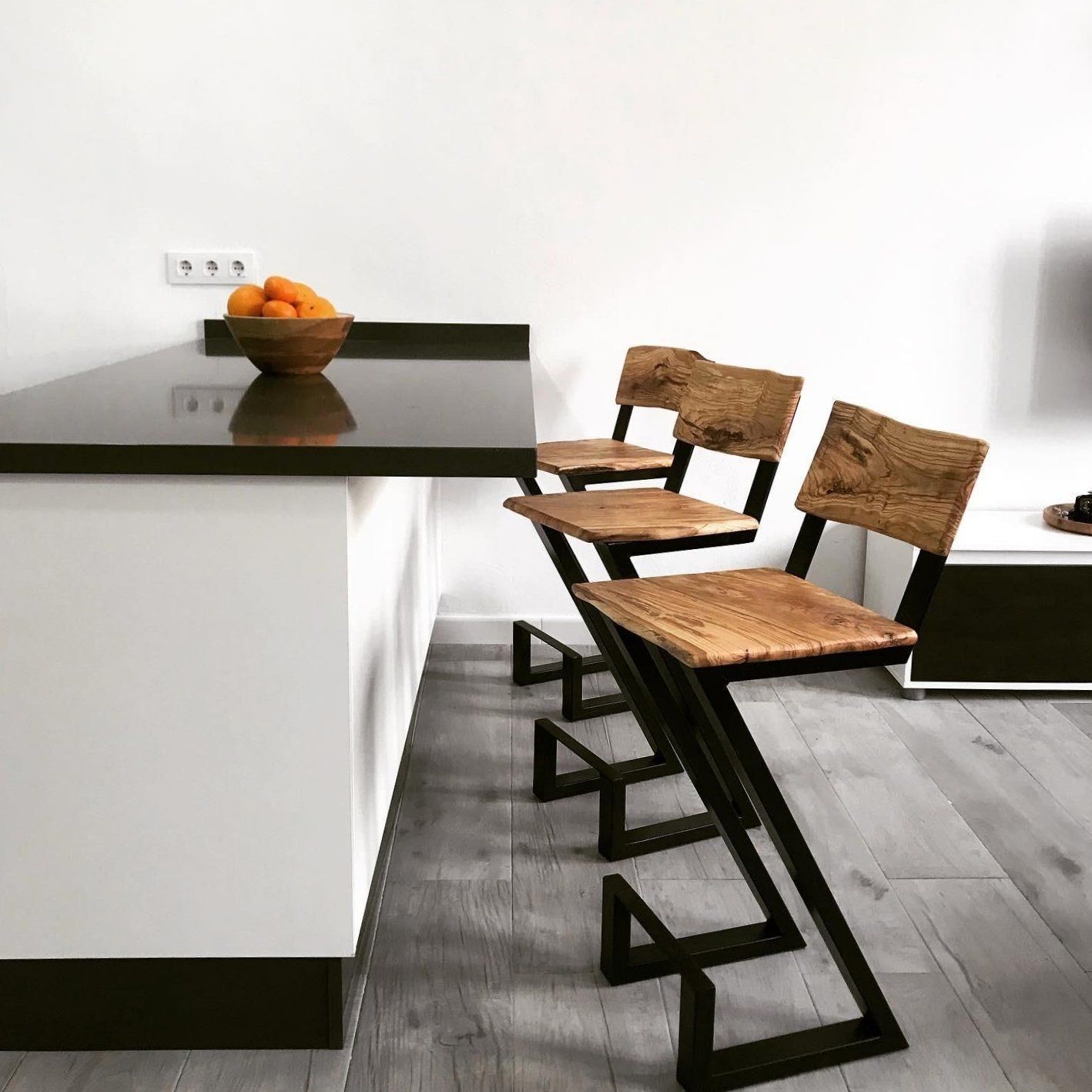 Chaises hautes sur mesure bois métal