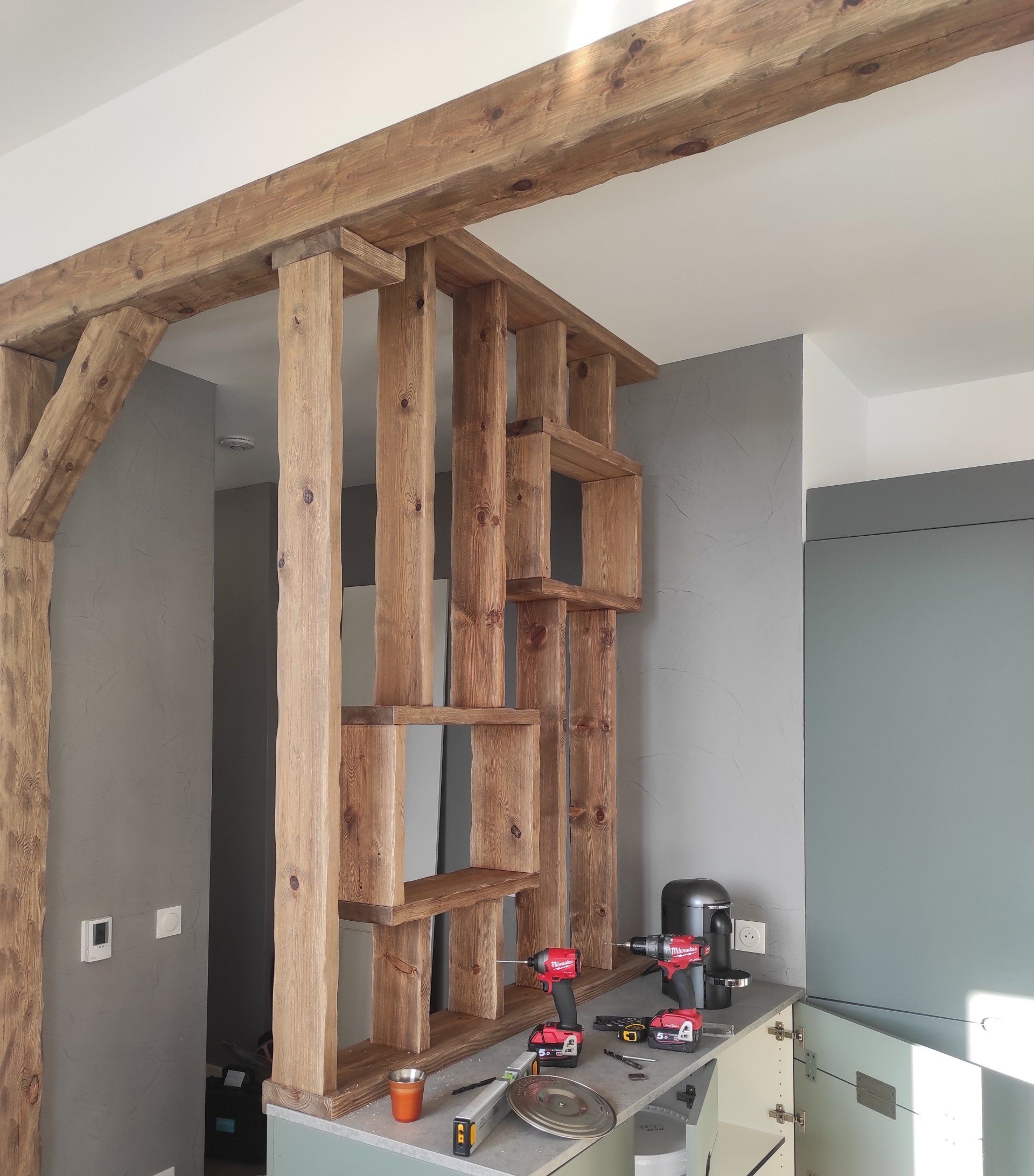 Claustra sur mesure en bois massif