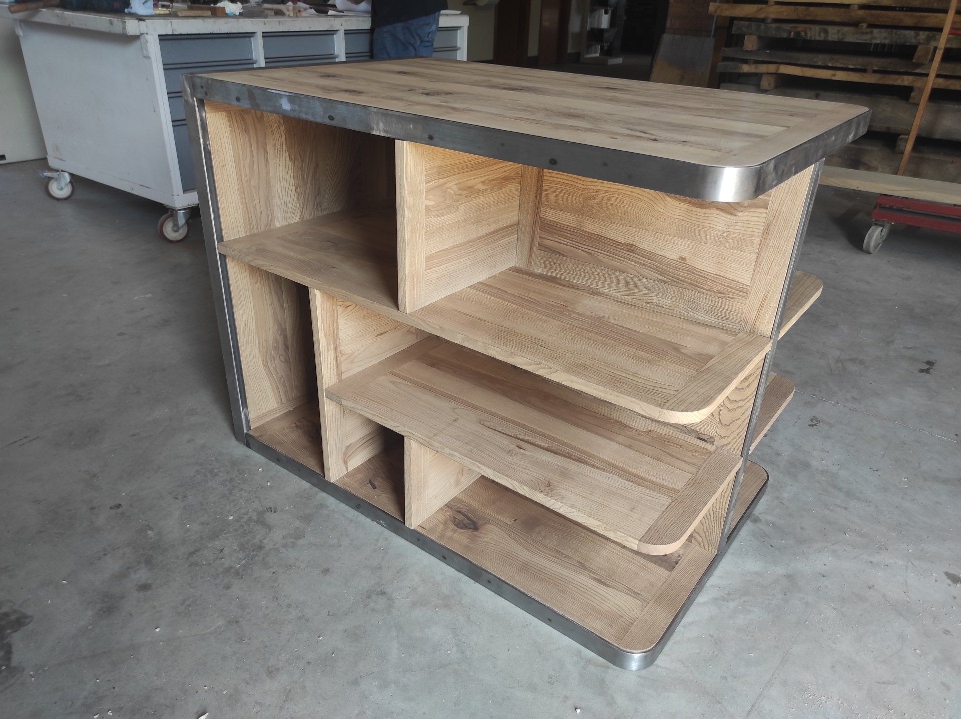 Meuble bois et métal sur mesure