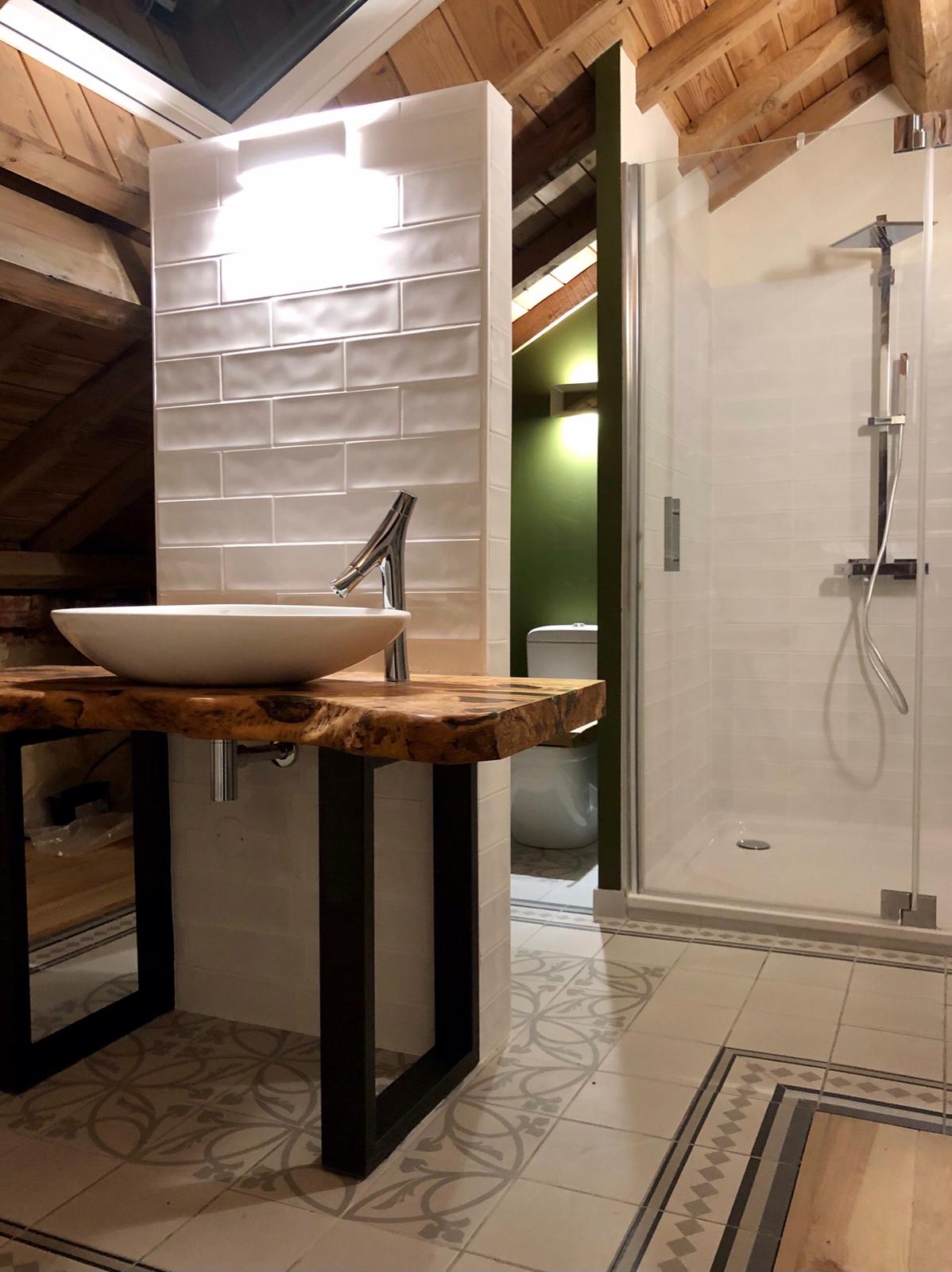 Meuble sdb bois naturel épais