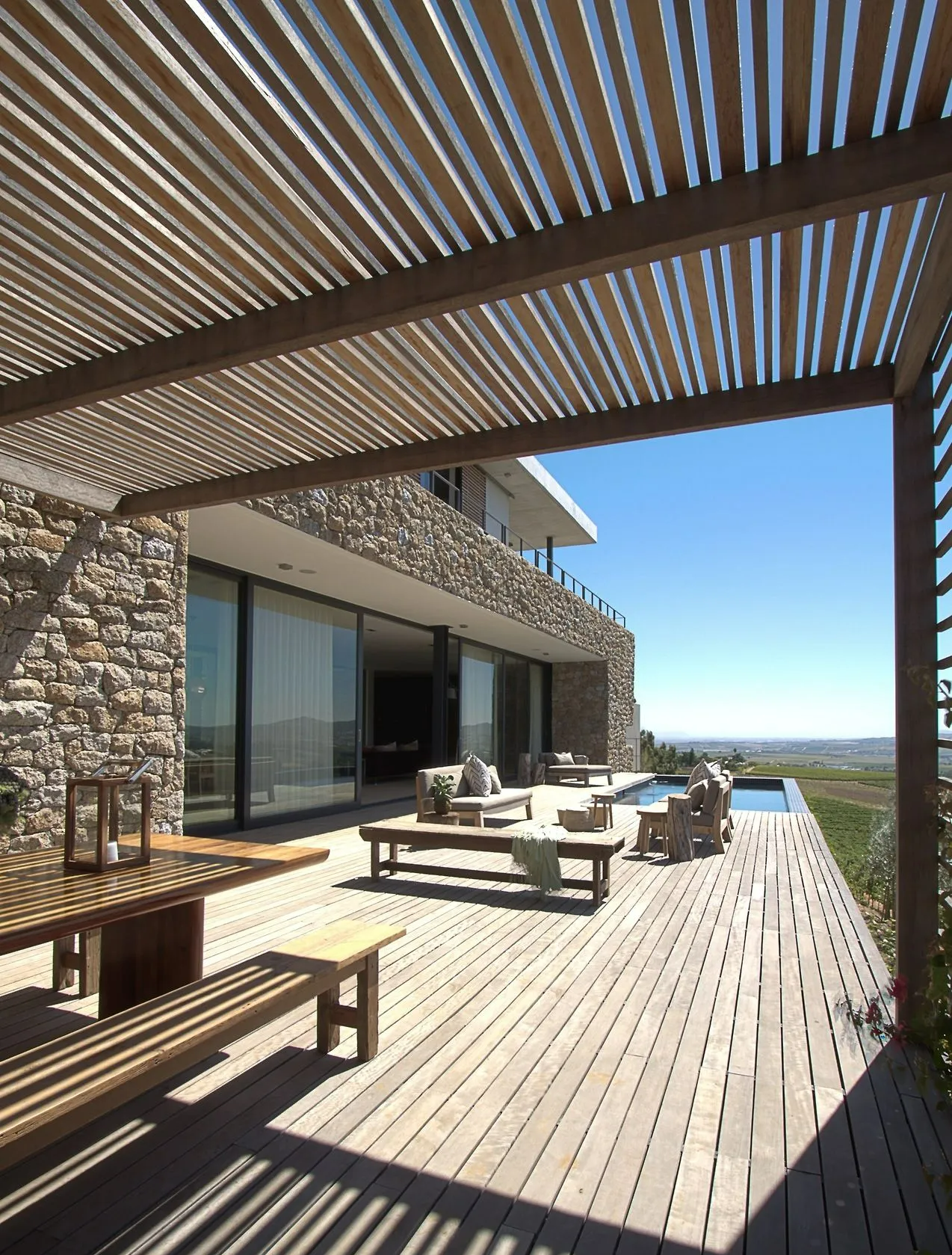 Pergola en bois exotique