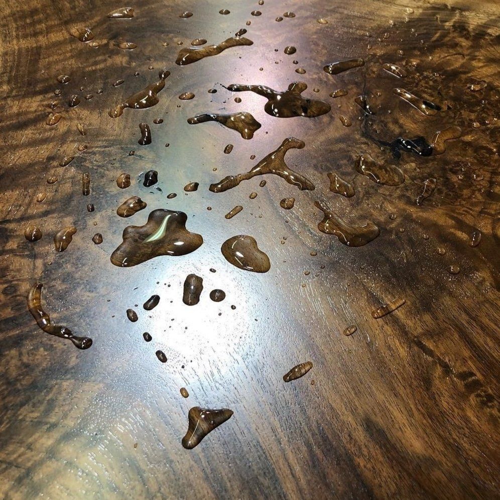 Plans de travail en bois massif résistants à l'eau et aux taches