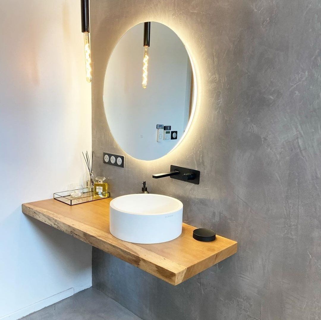 Meuble de toilette en bois massif pour professionnels et particuliers.
