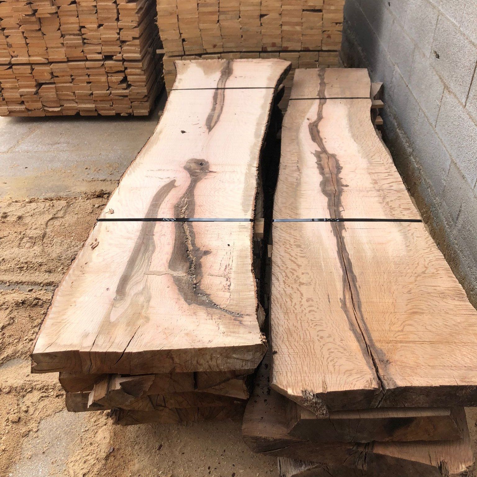 Planches de bois brut rares et nobles pour ébénisterie et création de meubles haut de gamme