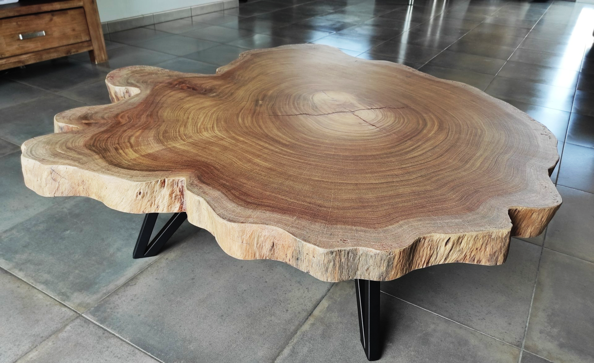 Table bois foncée