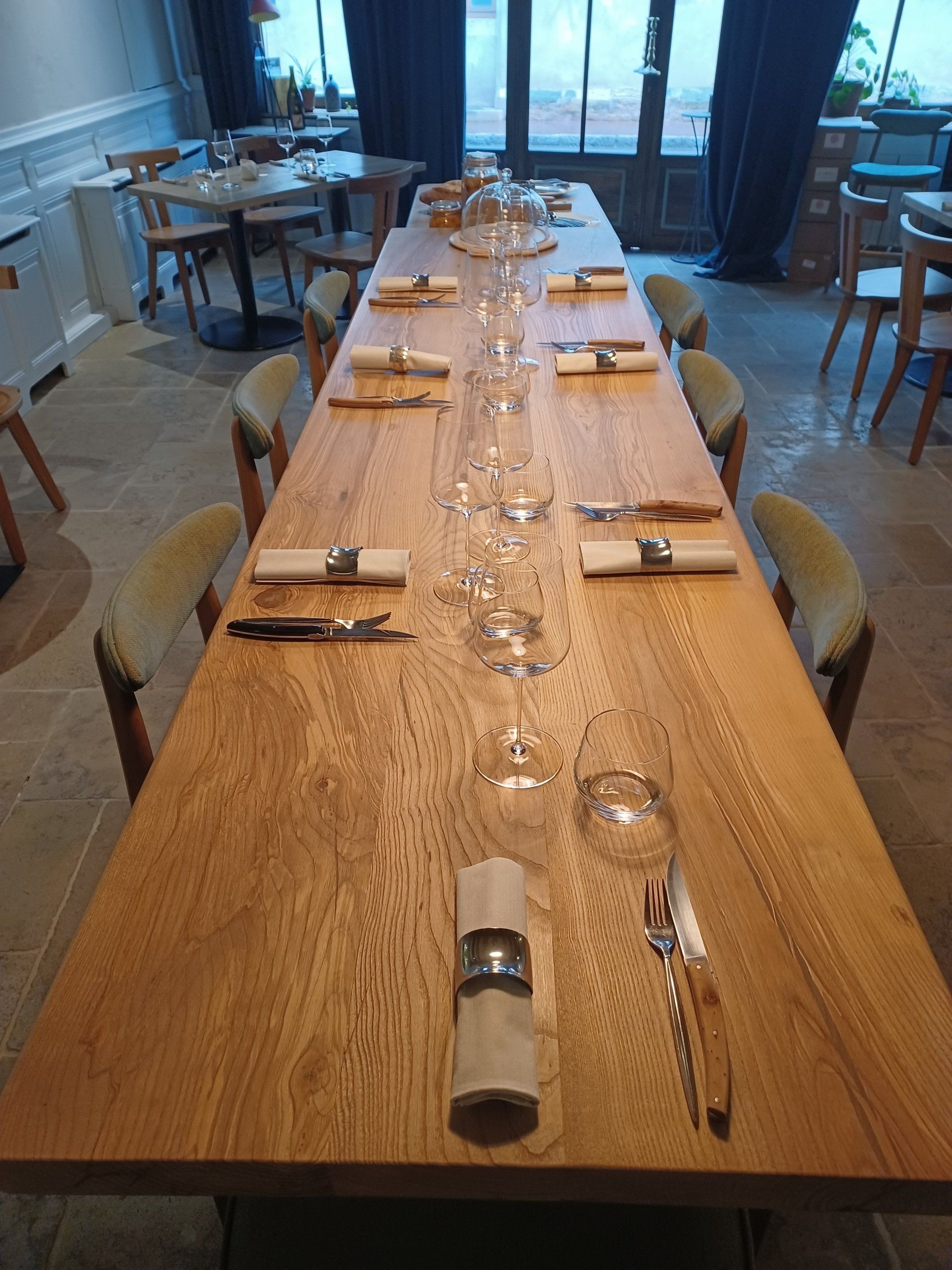 Tables en frêne olivier sur mesure