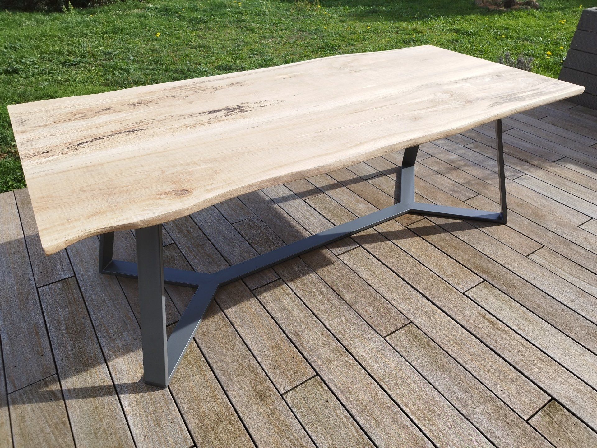 Table en hêtre massif