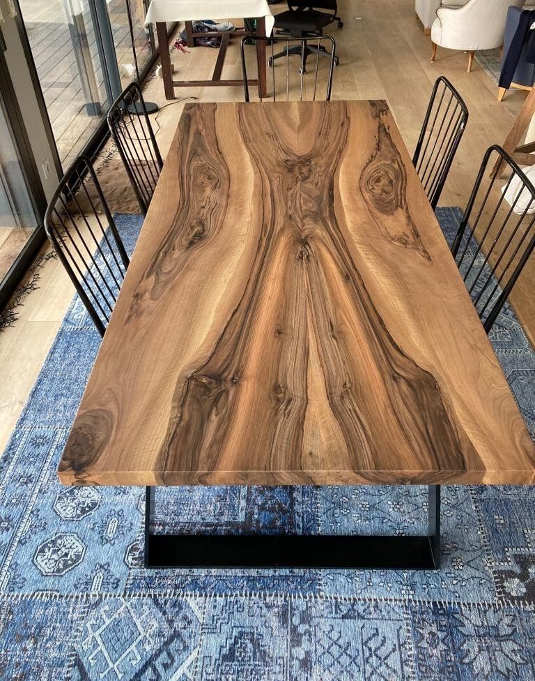 Table de cuisine et meuble assorti en frêne