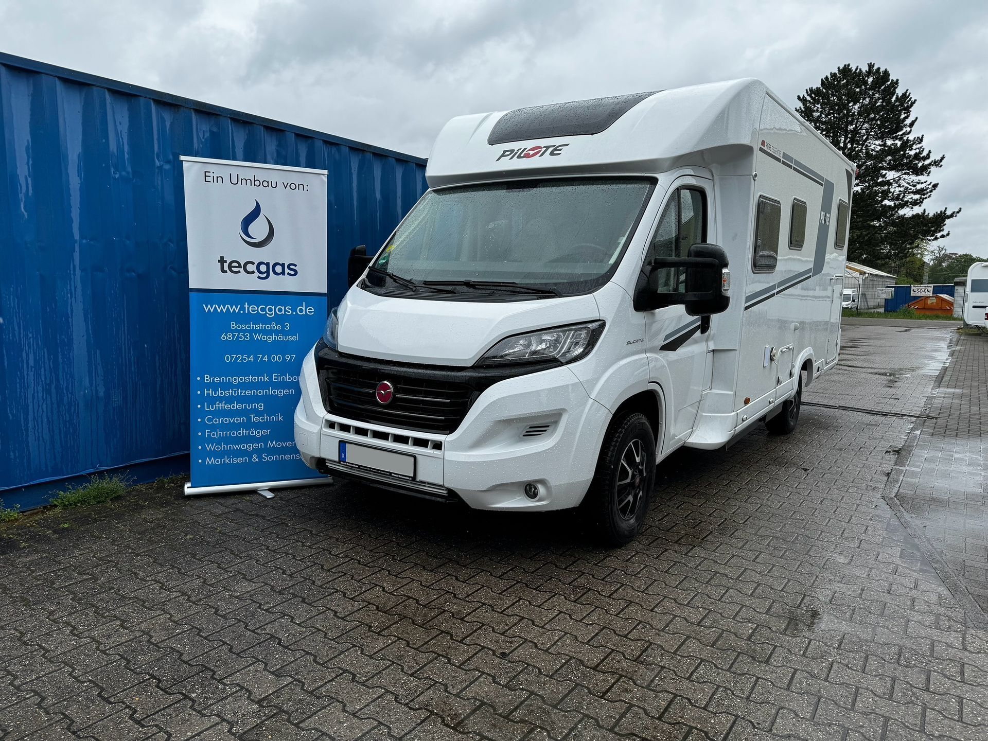 Gastank in einem Pilote Wohnmobil eingebaut von der Firma Tecgas