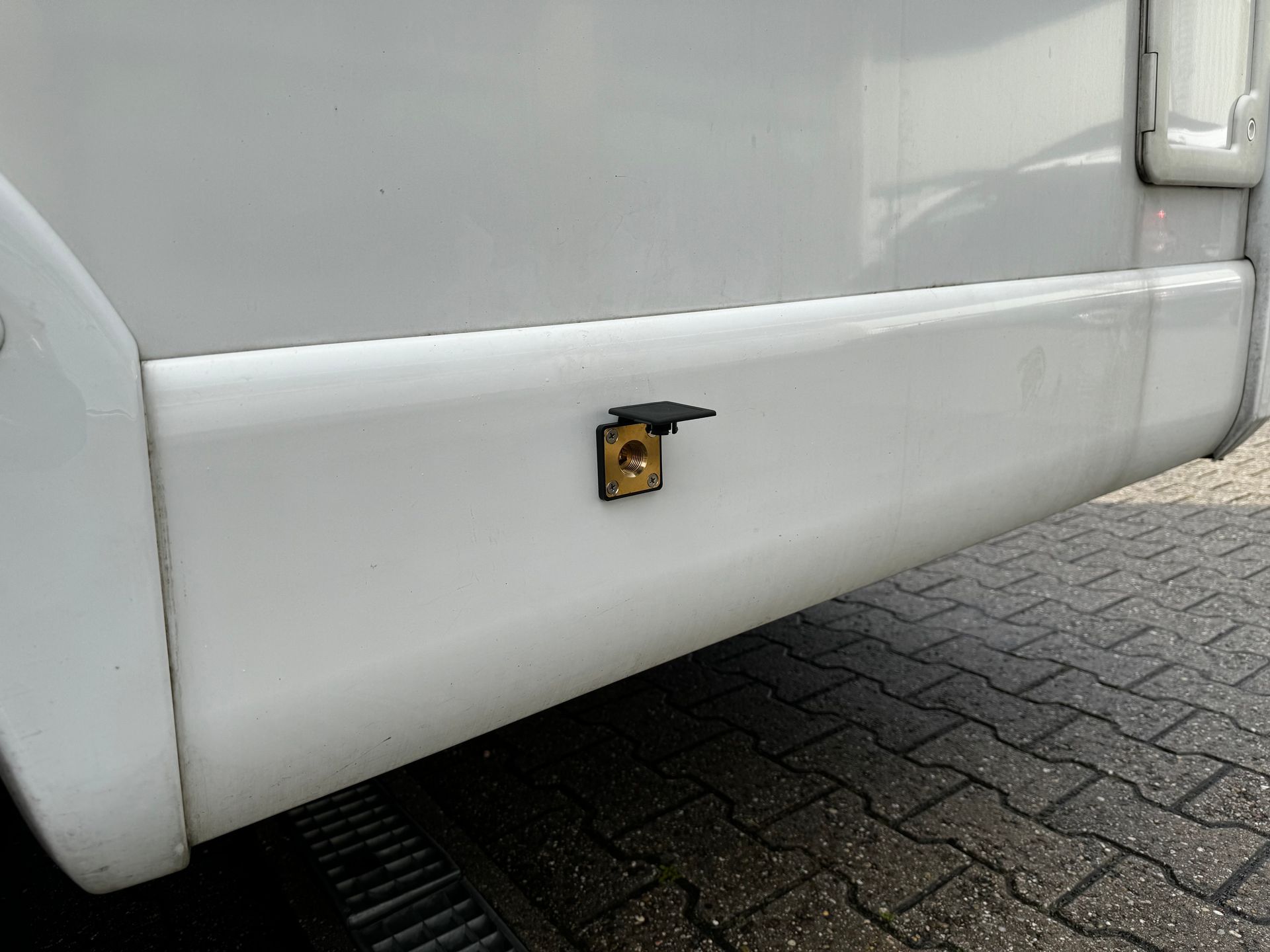 Dezentes Betankungsventil zum Betanken des Gastankes im Wohnmobil