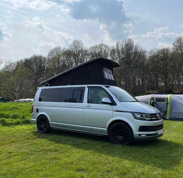 Wildflower View field, grass pitches with/without electric