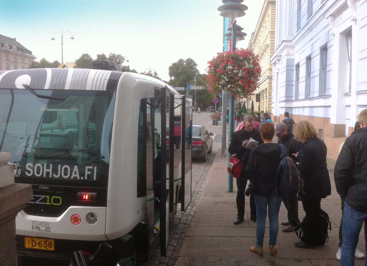 PR-palvelut ja viestintä Saksassa PR ja viestintä Berliinissä Oskari Lampisjärvi