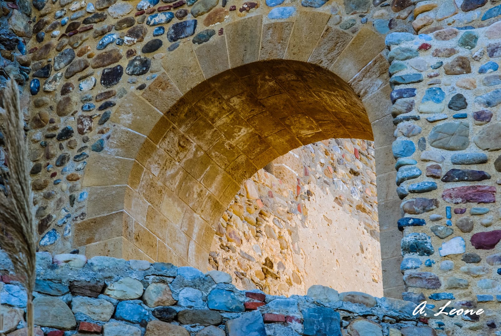 Castello di Roccella antica residenza dei Moncada di Monforte