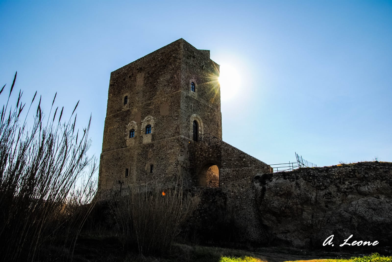 Castello di Roccella antica residenza dei Moncada di Monforte