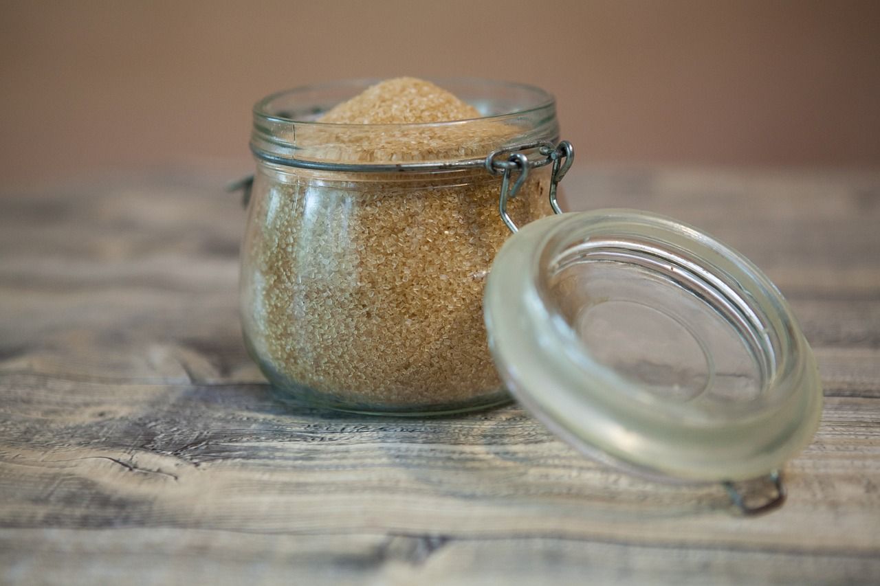 brown sugar. retrieved on 26.11.2024, by Gabriela Sanda, Pixabay. https://pixabay.com/de/photos/zucker-brauner-zucker-süß-brown-1354787/