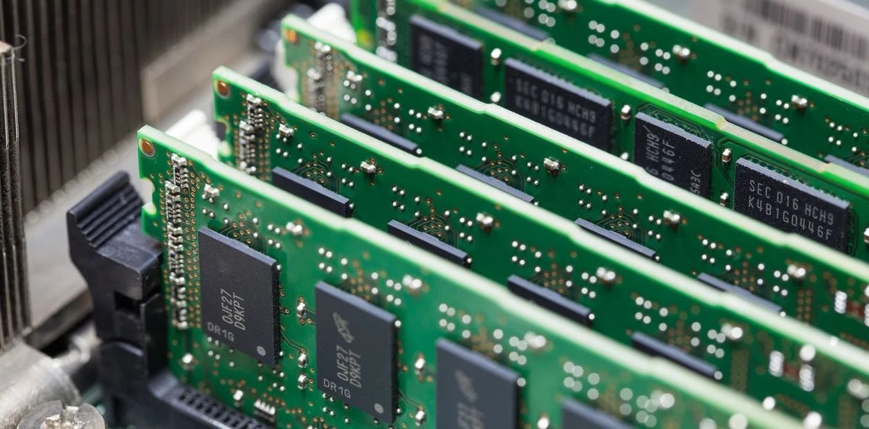 ¿Cuánta memoria necesita una PC gamer?