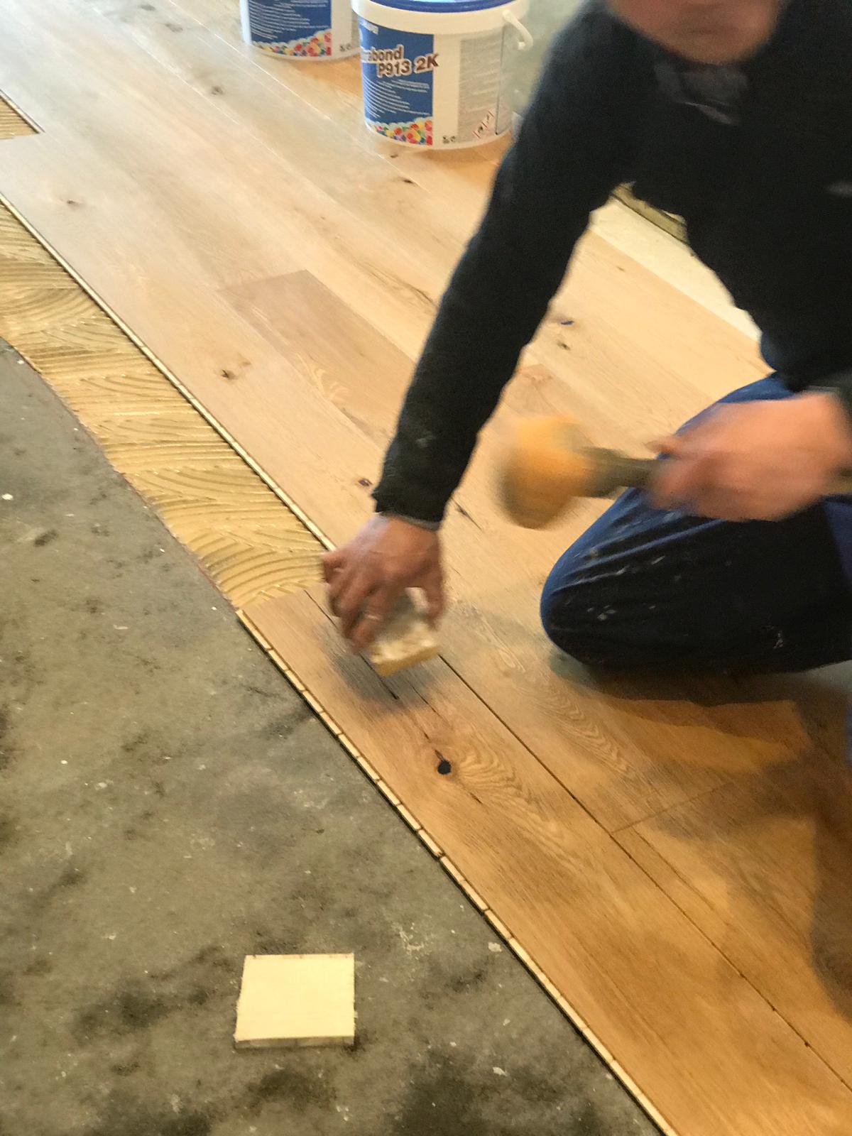 posa parquet listoni